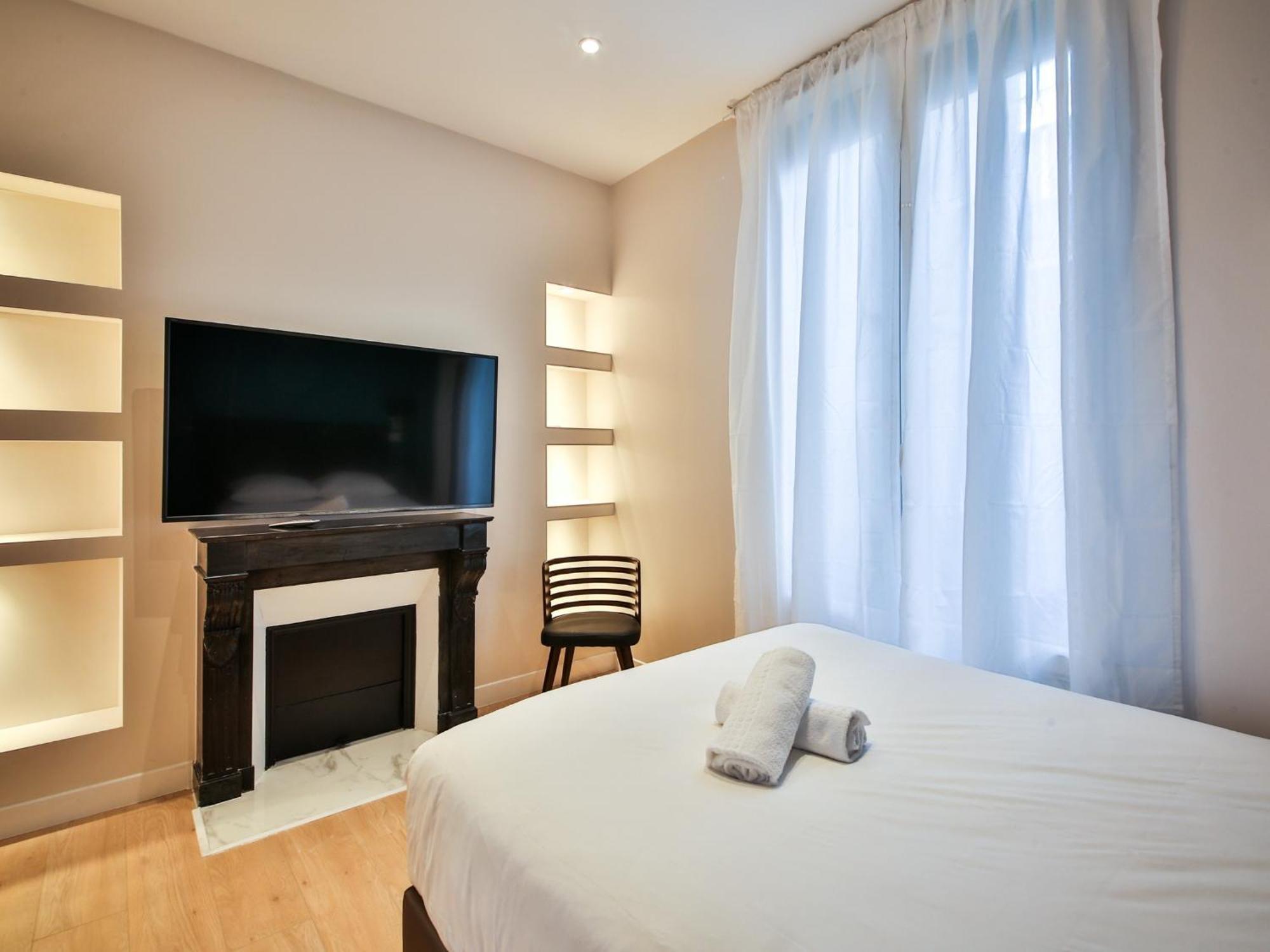 Blue Nights Apartments - Sebastopol Paris Room photo